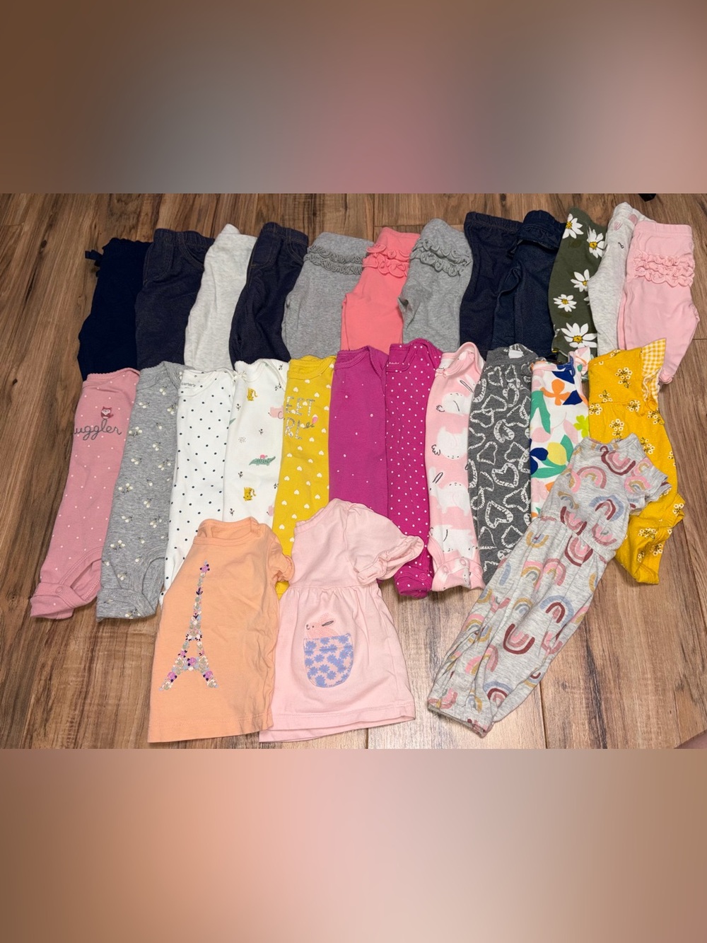 Baby Girl 0-3M Summer Bundle Carters, Old Navy, Etc. 26 Pieces Pants Body Suits